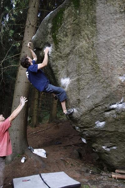 Offline-Right – leze Standa Offline-Right – leze Standa